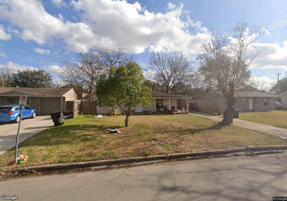 7614 Arnim St, Houston, TX 77087 - photo 1