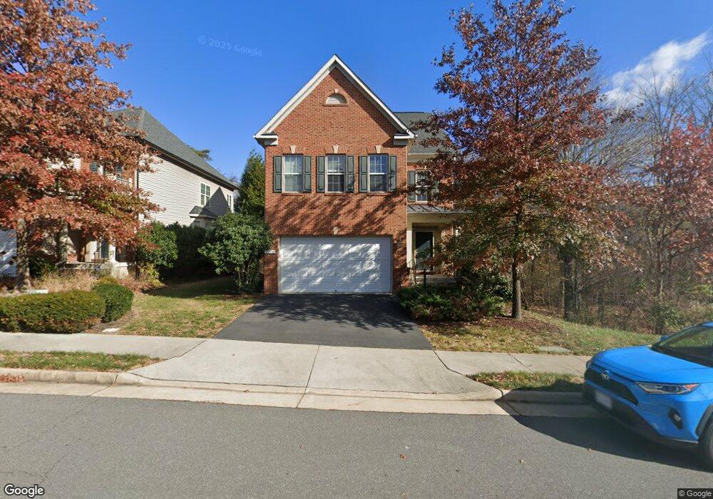 21736 Munday Hill Plaza, Broadlands, VA 20148 - photo 1