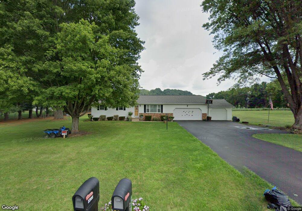 2310 Blue Valley Rd SE, Lancaster, OH 43130 - photo 1