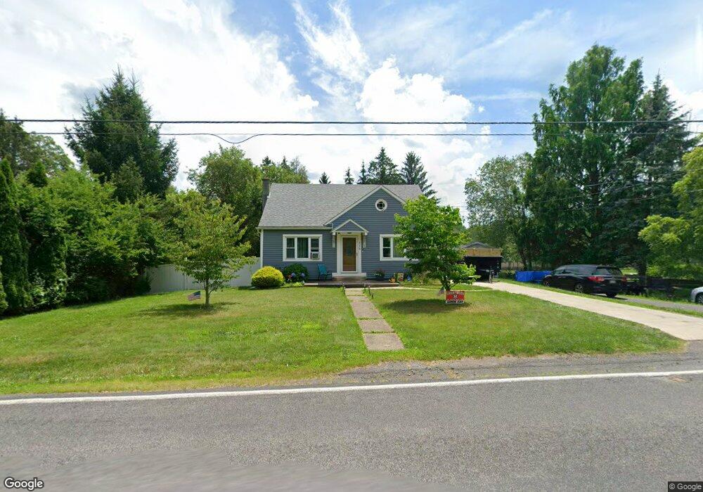 118 Nuangola Rd, Mountain Top, PA 18707 - photo 1