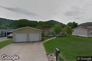 1129 Mallard St, Lansing, IA 52151
