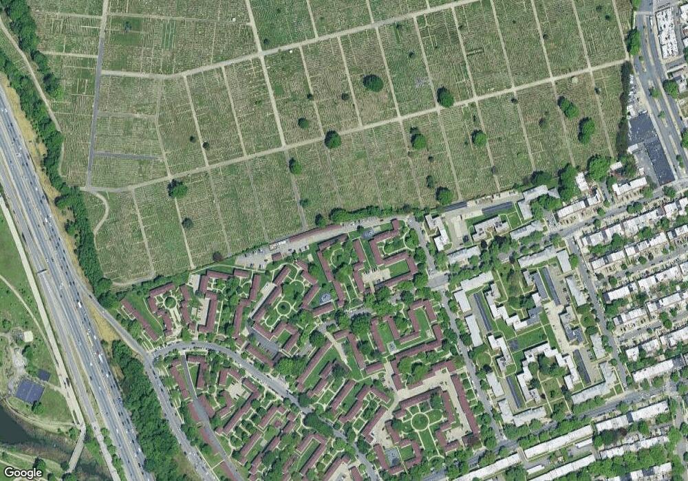 13727 68th Dr unit A, Flushing, NY 11367 - photo 1