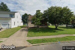 335 Crescent St, Langhorne, PA 19047