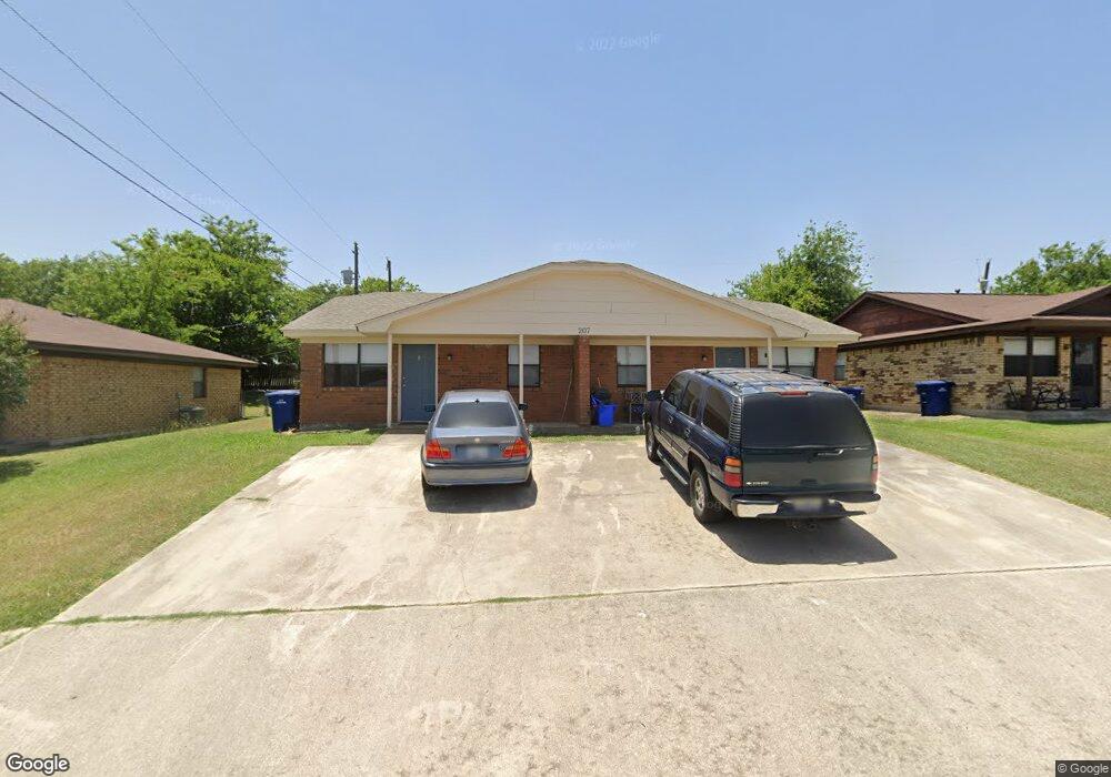 207 Horseshoe Dr unit A-B, Copperas Cove, TX 76522 - photo 1