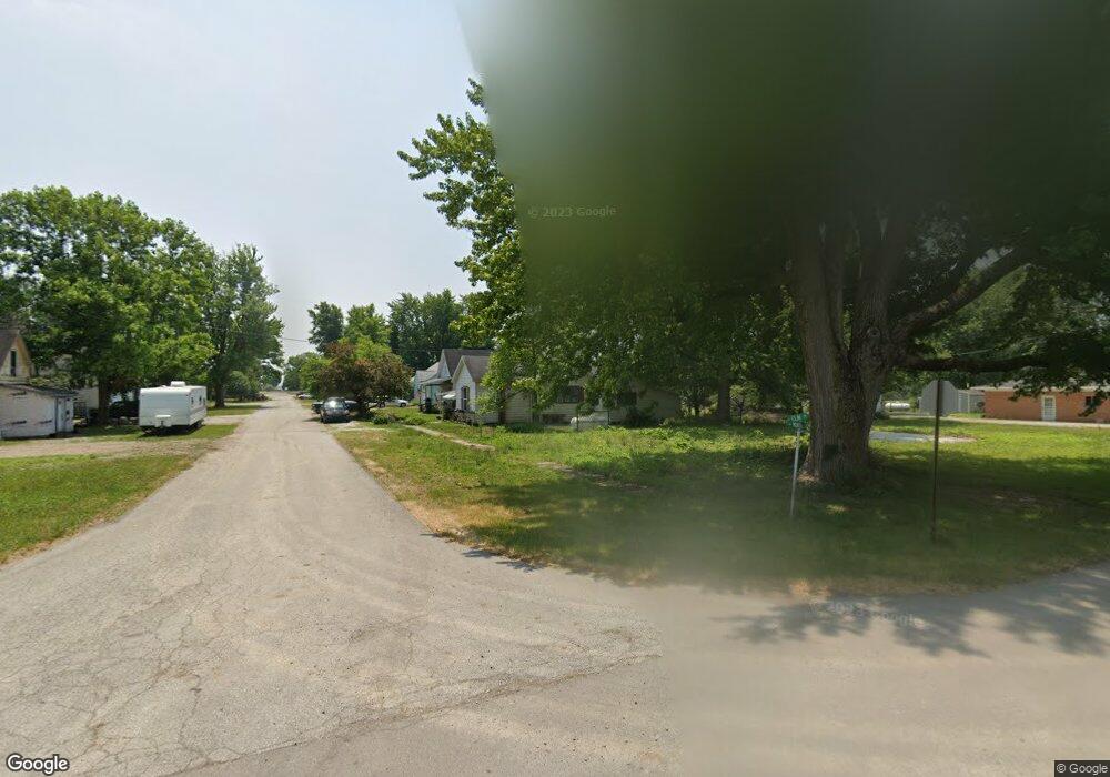 206 N Elm St, Kempton, IN 46049 - photo 1