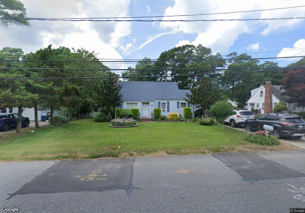 6 Woodland Ave, Holtsville, NY 11742 - photo 1