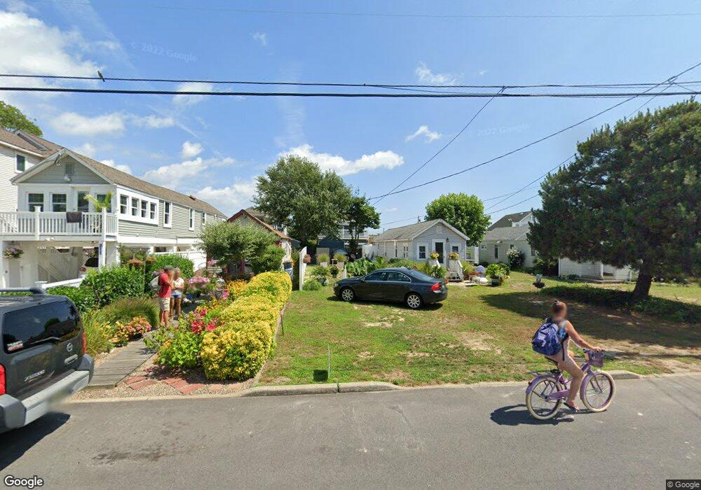 207 W 21st St, Ship Bottom, NJ 08008 - photo 1