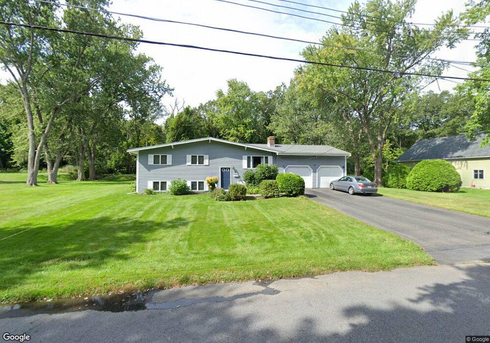 76 Marked Tree Rd, Holliston, MA 01746 - photo 1