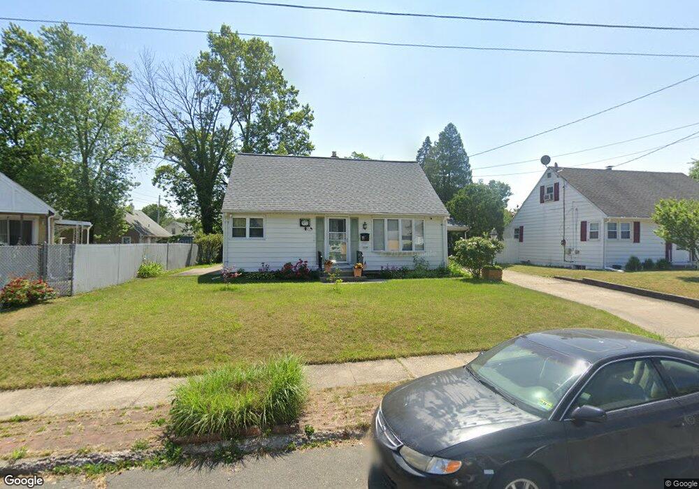 11 Weston Rd, Ewing, NJ 08618 - photo 1