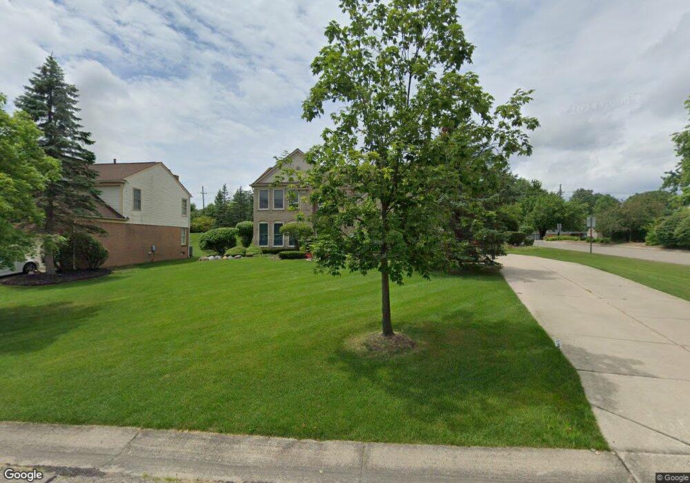 2174 Timberridge Dr, West Bloomfield, MI 48324 - photo 1