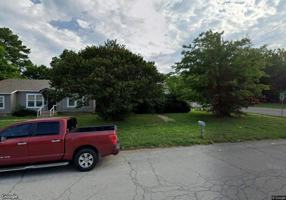 301 W Acheson St, Denison, TX 75020 - photo 1