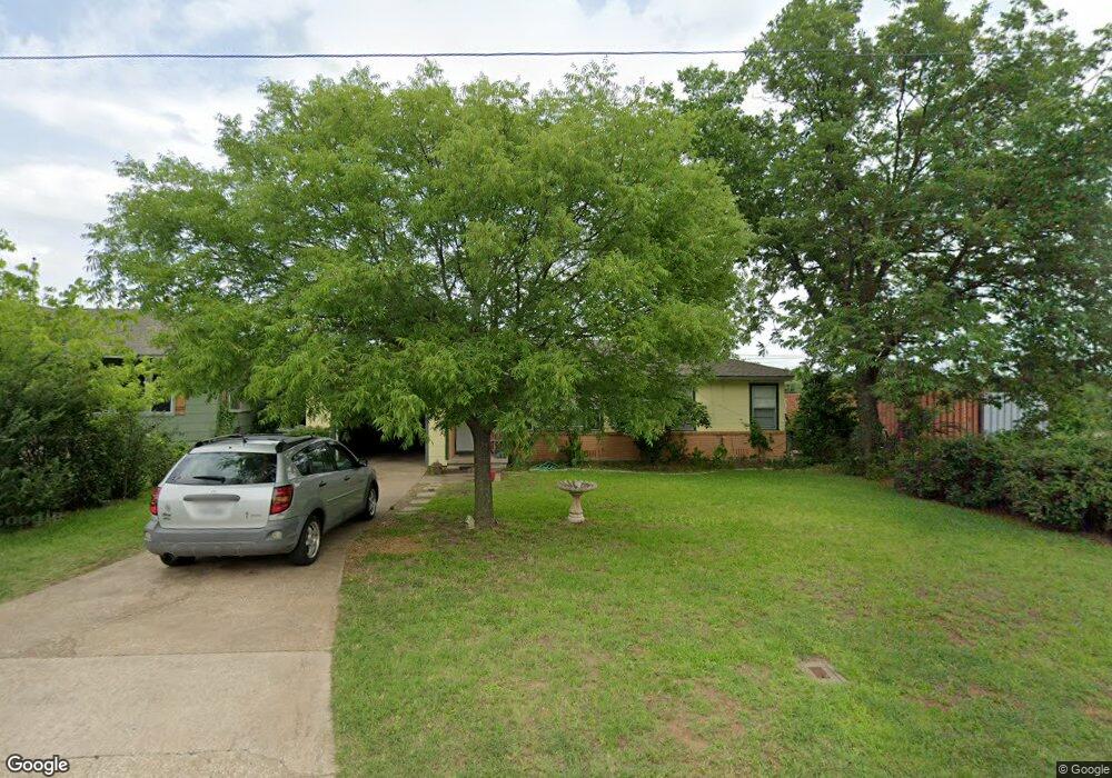 1504 S Scullin Ave, Denison, TX 75020 - photo 1