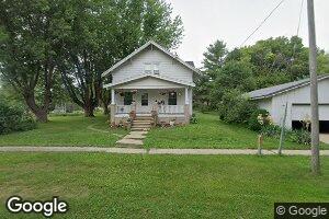 9028 N Grove St, Leaf River, IL 61047