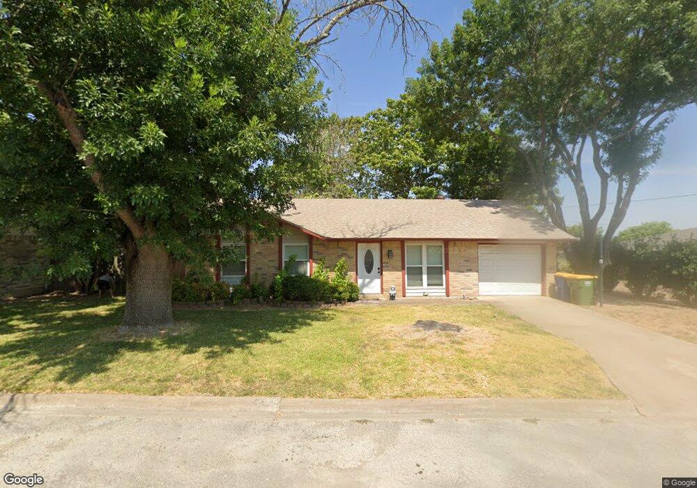 812 S College Ave, Troy, TX 76579 - photo 1