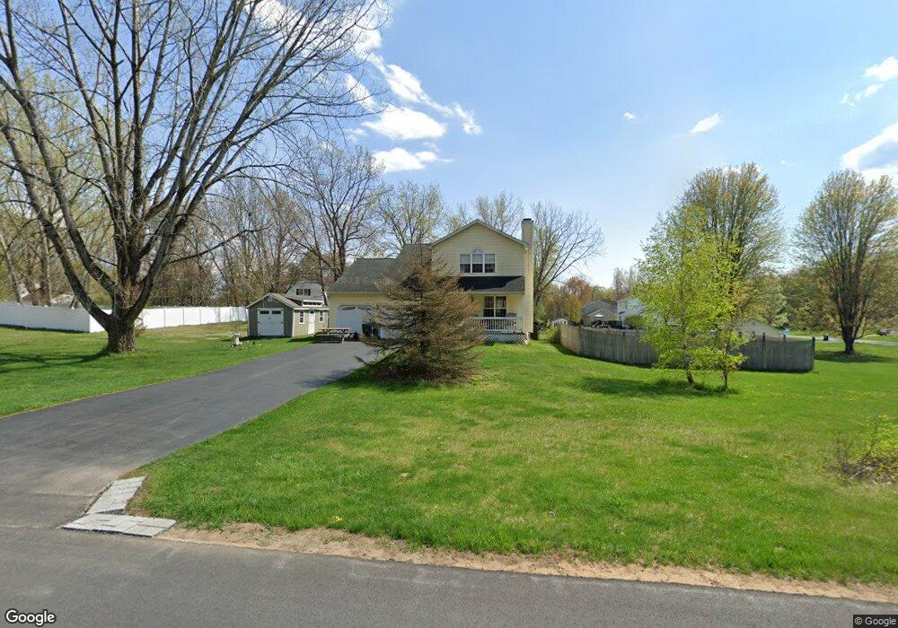 7 Oxford Dr, Saratoga Springs, NY 12866 - photo 1