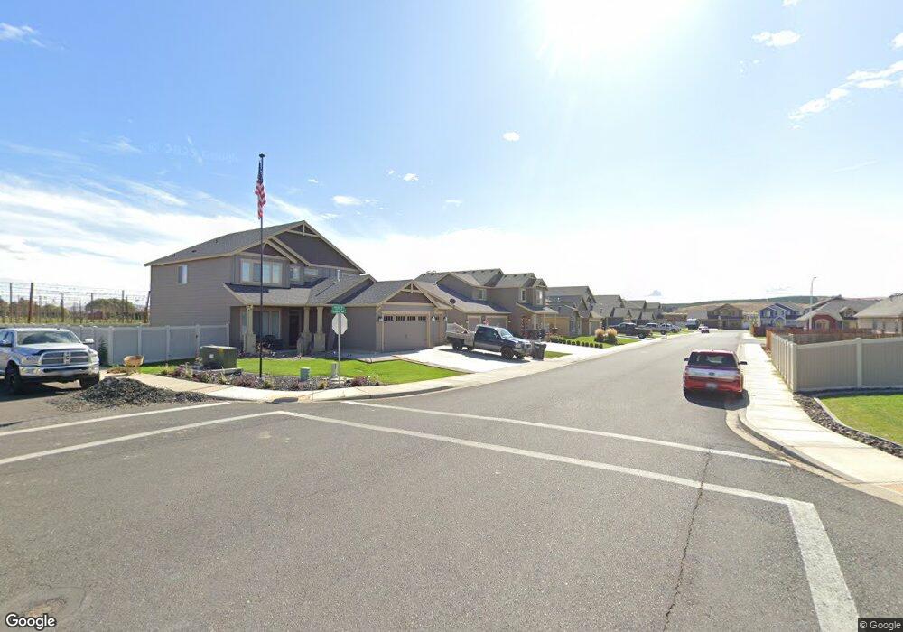 203 Mosaic St, Moxee, WA 98936 - photo 1