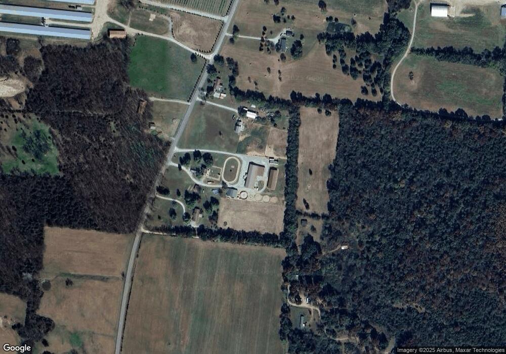 415 Whitaker Rd, Shelbyville, TN 37160 - photo 1