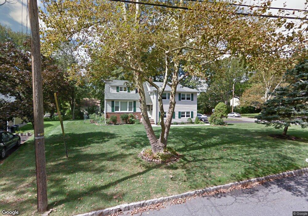 5 Badgley Dr, New Providence, NJ 07974 - photo 1