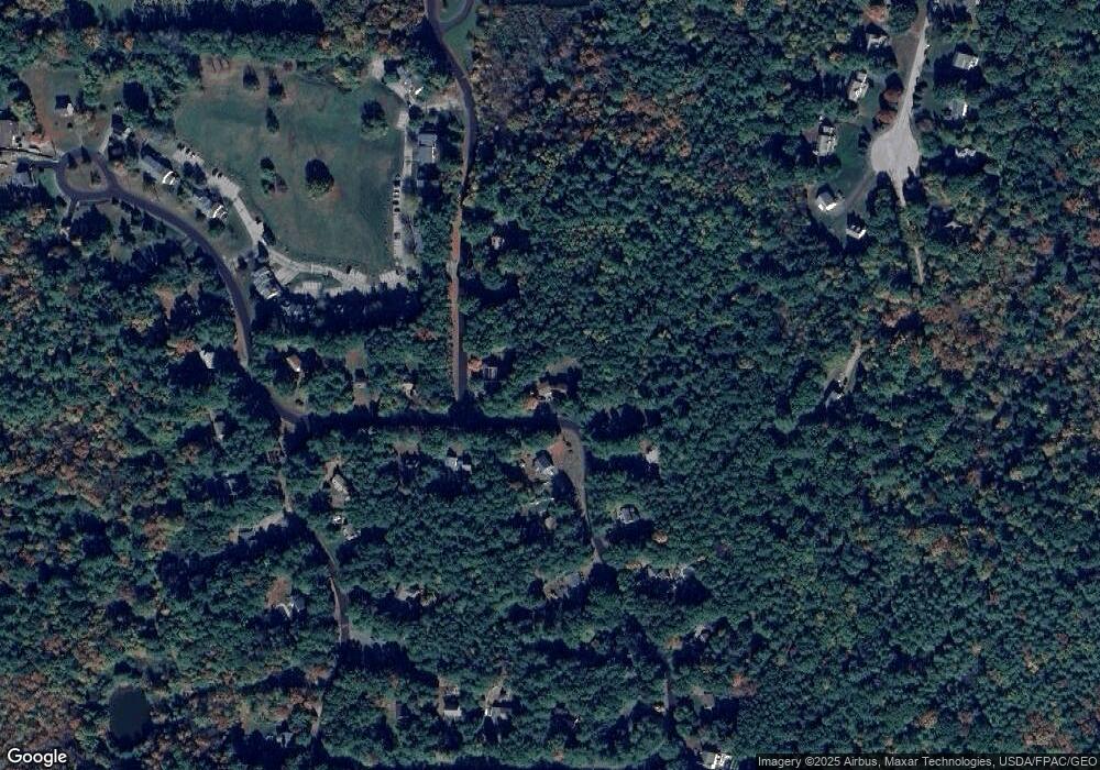 114 Schanda Dr, Newmarket, NH 03857 - photo 1