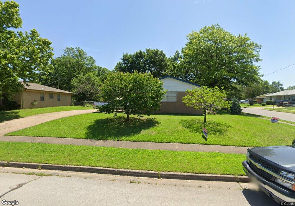 1145 N Hickory Place, Broken Arrow, OK 74012 - photo 1