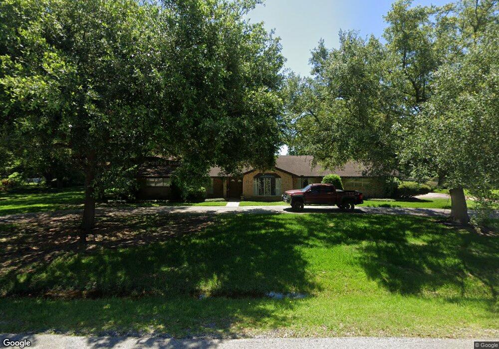405 N Clear Creek Dr, Friendswood, TX 77546 - photo 1
