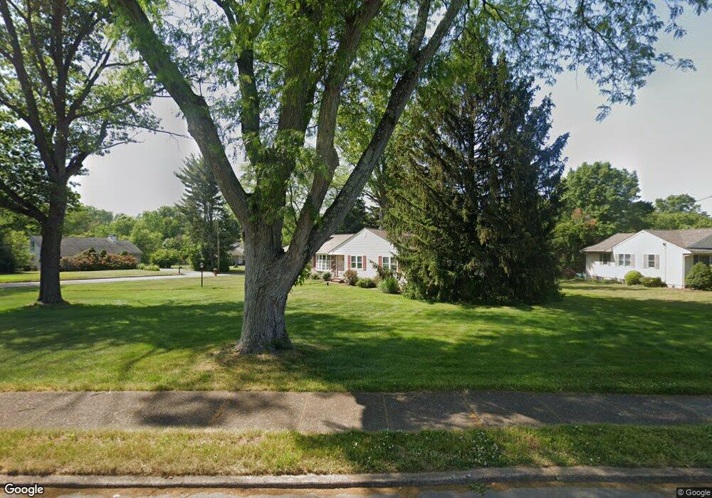 21 Clover Hill Cir, Ewing, NJ 08638 - photo 1