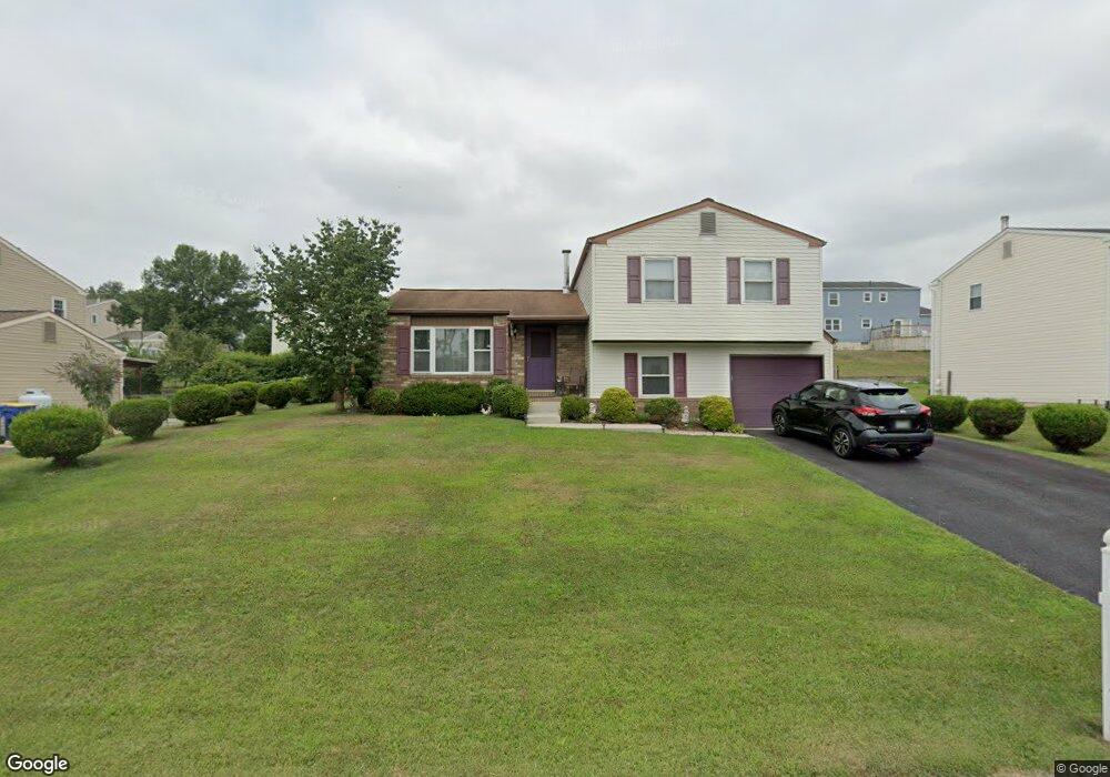 5136 Erie Rd, Harrisburg, PA 17111 - photo 1