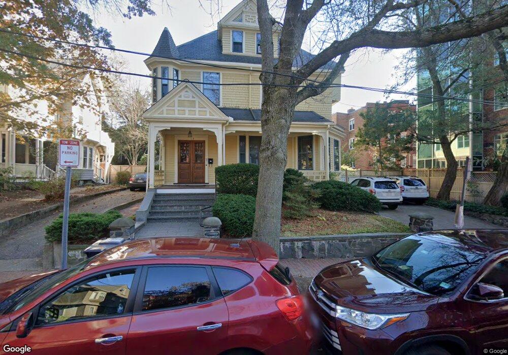 12 Lee St unit 2A, Cambridge, MA 02139 - photo 1