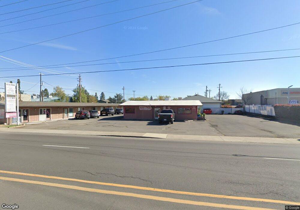 34 N Front St, Central Point, OR 97502 - photo 1