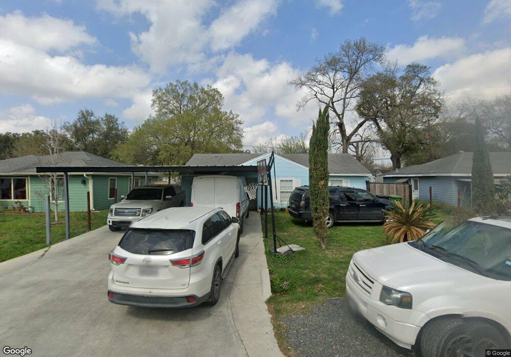 39 Trenwood Ln, Houston, TX 77022 - photo 1