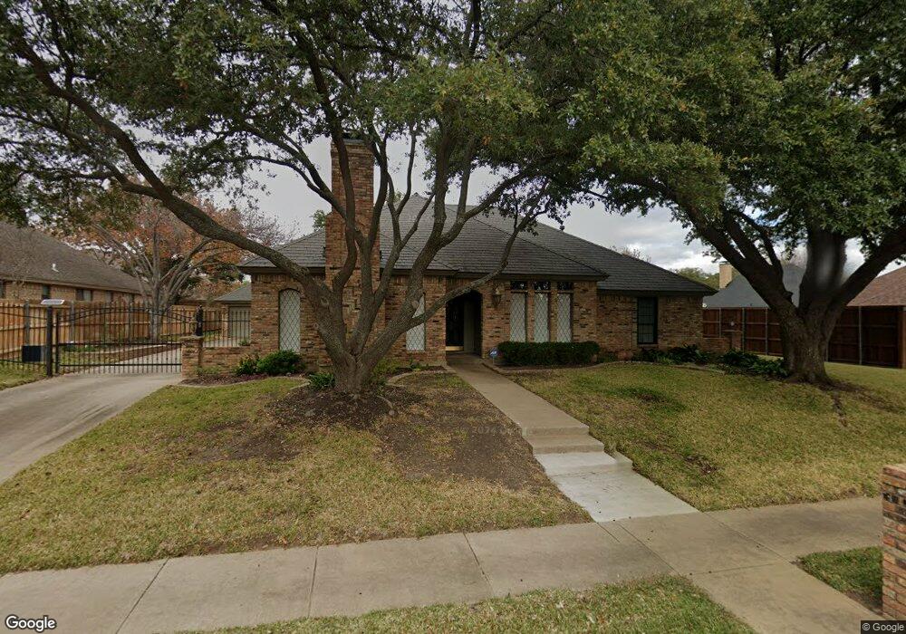 809 Windmill Ct, Bedford, TX 76021 - photo 1