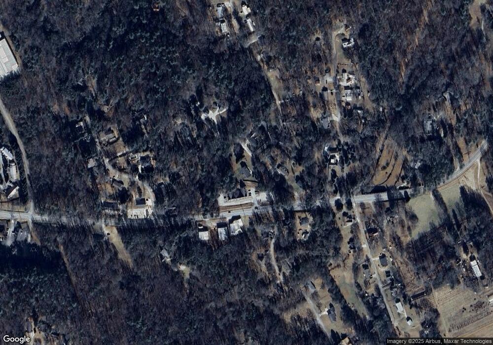 164 Robinhood Dr, Clarkesville, GA 30523 - photo 1