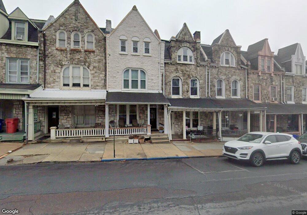 1362 Mineral Spring Rd, Reading, PA 19602 - photo 1