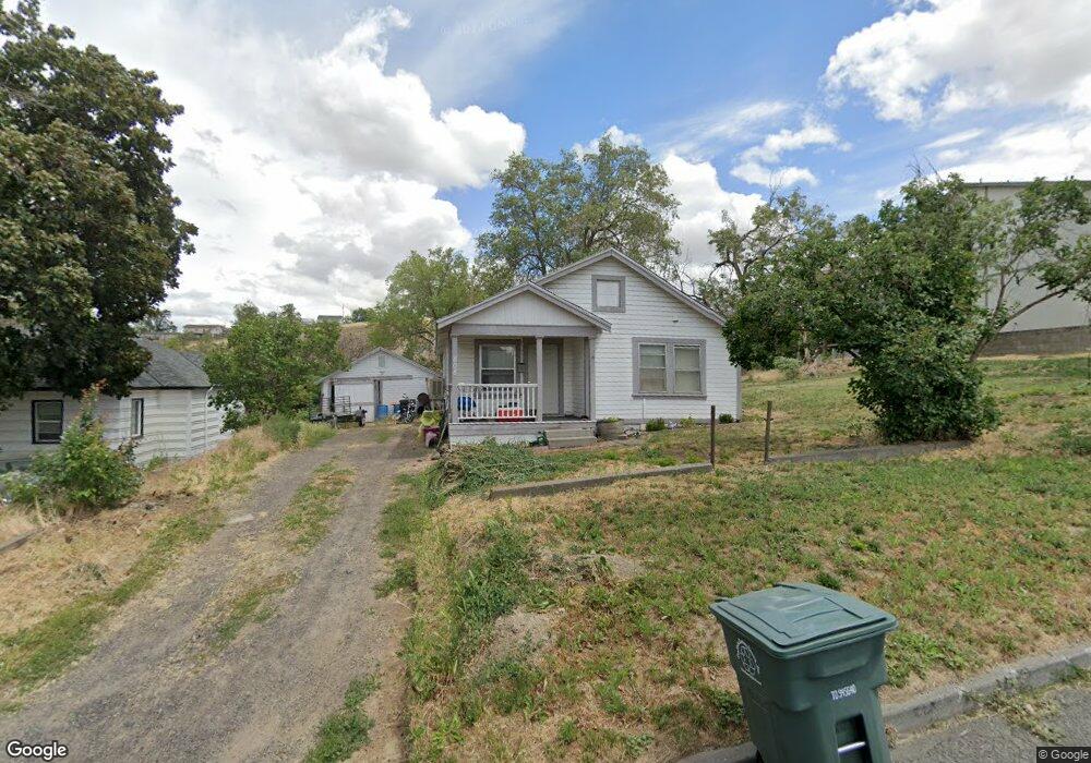 808 SE 2nd St, Pendleton, OR 97801 - photo 1