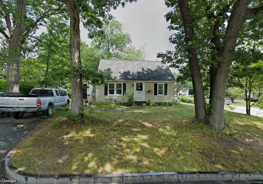 19 Adams St, Nashua, NH 03064 - photo 1