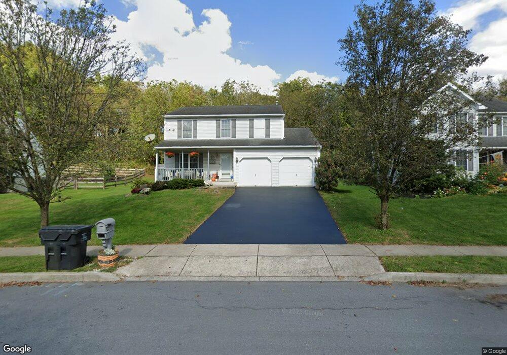 4425 Prestwick Dr, Reading, PA 19606 - photo 1