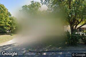 1718 Pearl St, Carthage, MO 64836