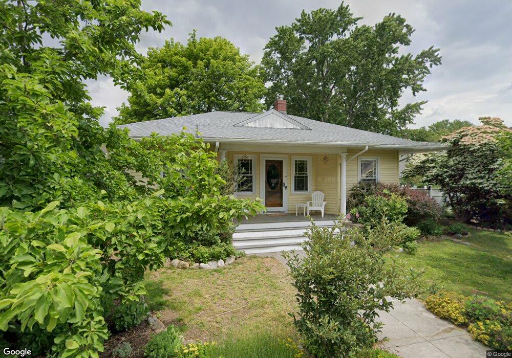 6 Lake View Rd, Cranston, RI 02920 - photo 1