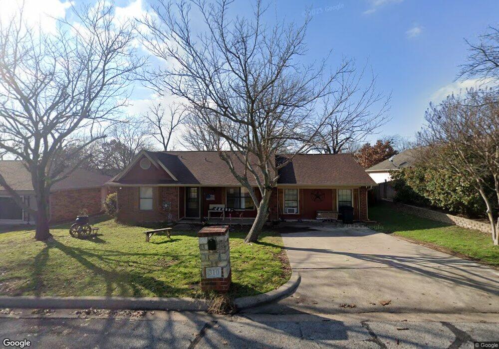 310 Cherry St, Weatherford, TX 76086 - photo 1