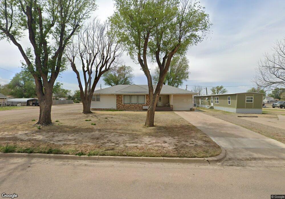 415 S Harrison St, Hugoton, KS 67951 - photo 1