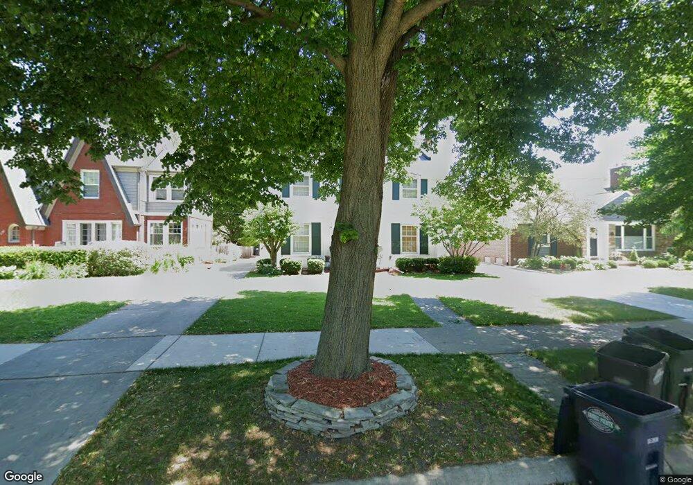 692 University Place, Grosse Pointe, MI 48230 - photo 1