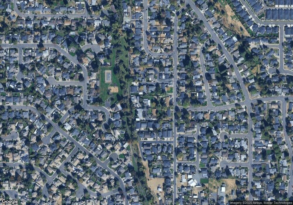 3371 Snowy Butte Ln, Central Point, OR 97502 - photo 1