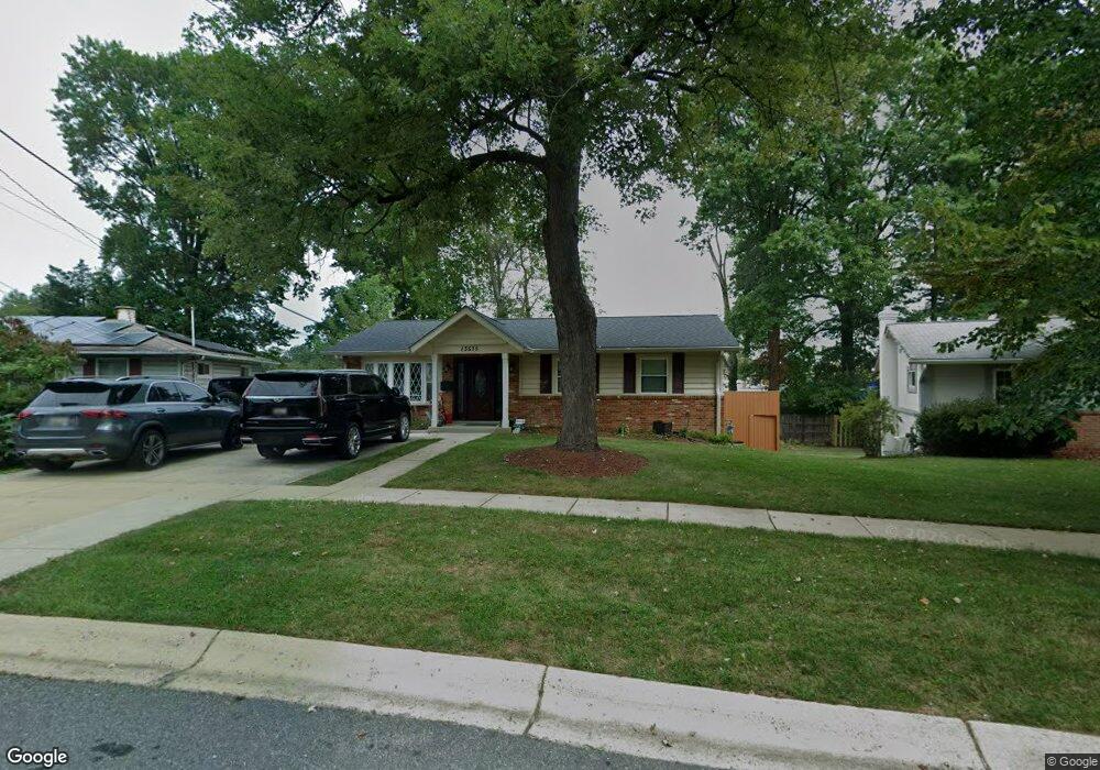 13535 Turkey Branch Pkwy, Rockville, MD 20853 - photo 1