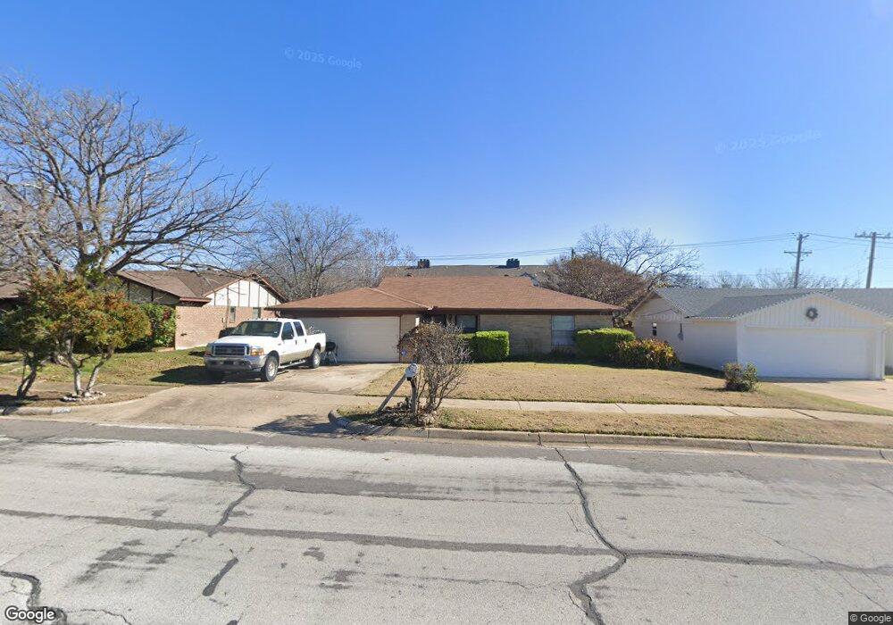 5604 Newman Dr, North Richland Hills, TX 76180 - photo 1