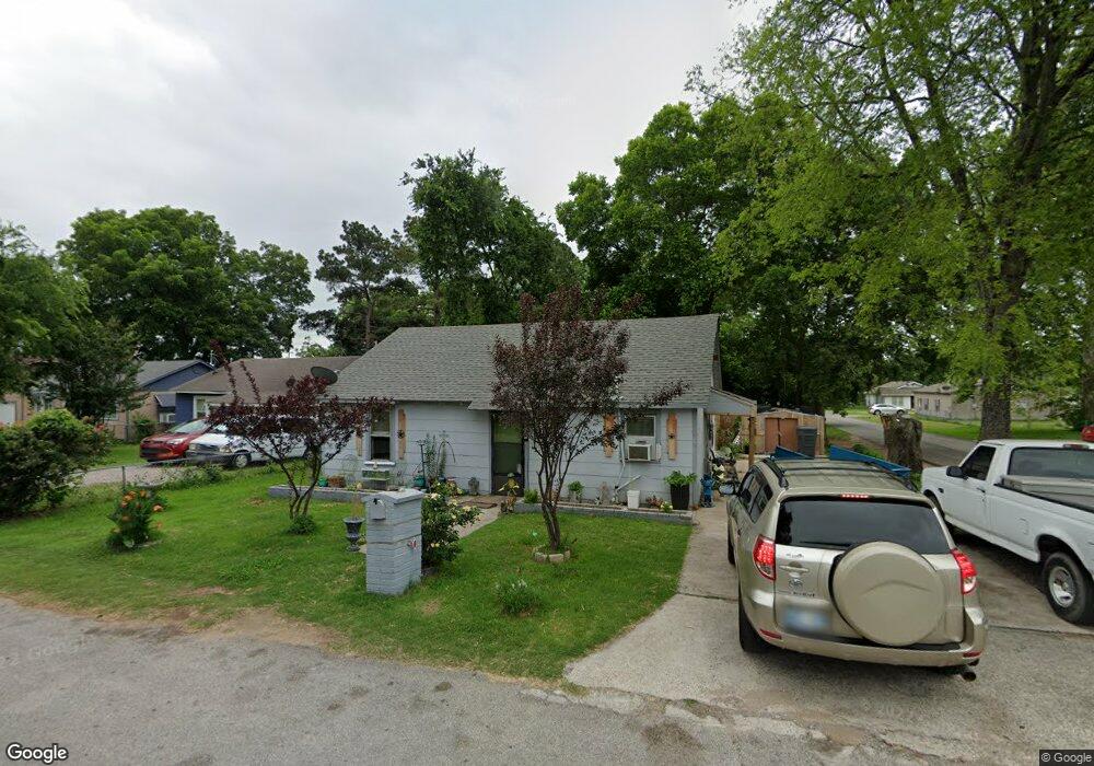 1220 11th Ave NW, Ardmore, OK 73401 - photo 1