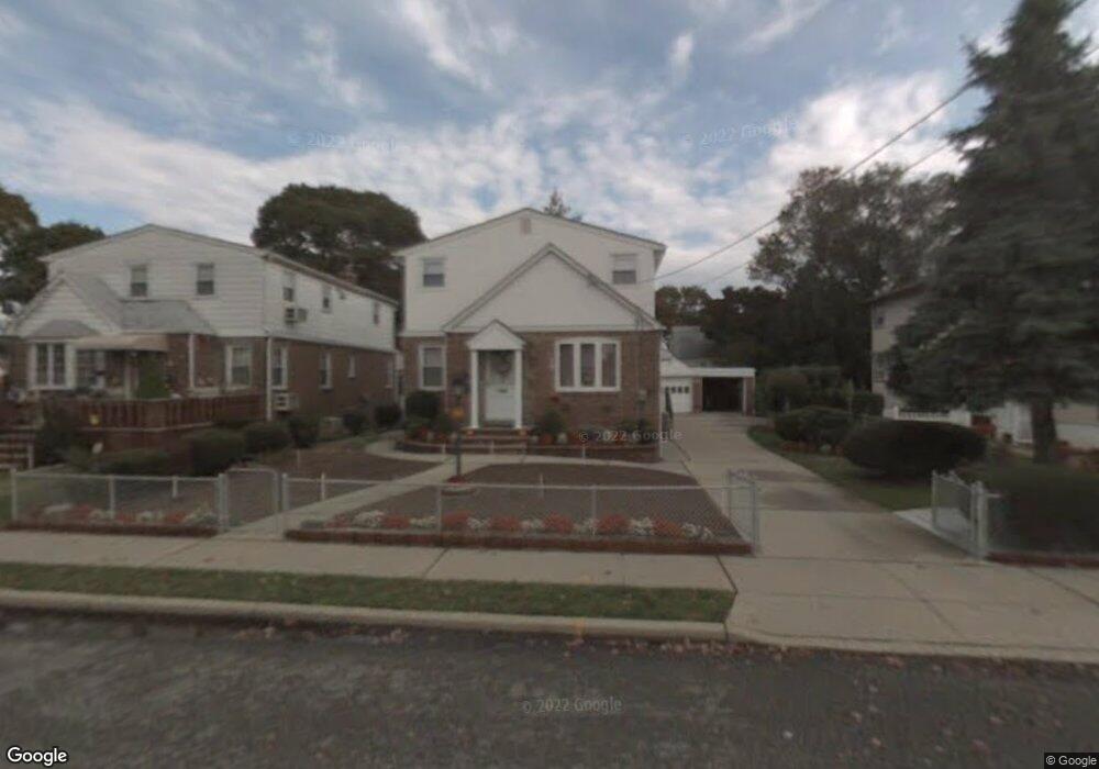 271 Commonwealth St, Franklin Square, NY 11010 - photo 1