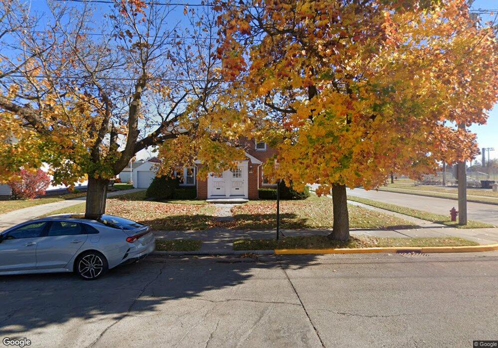 1003 N 21st St, Manitowoc, WI 54220 - photo 1