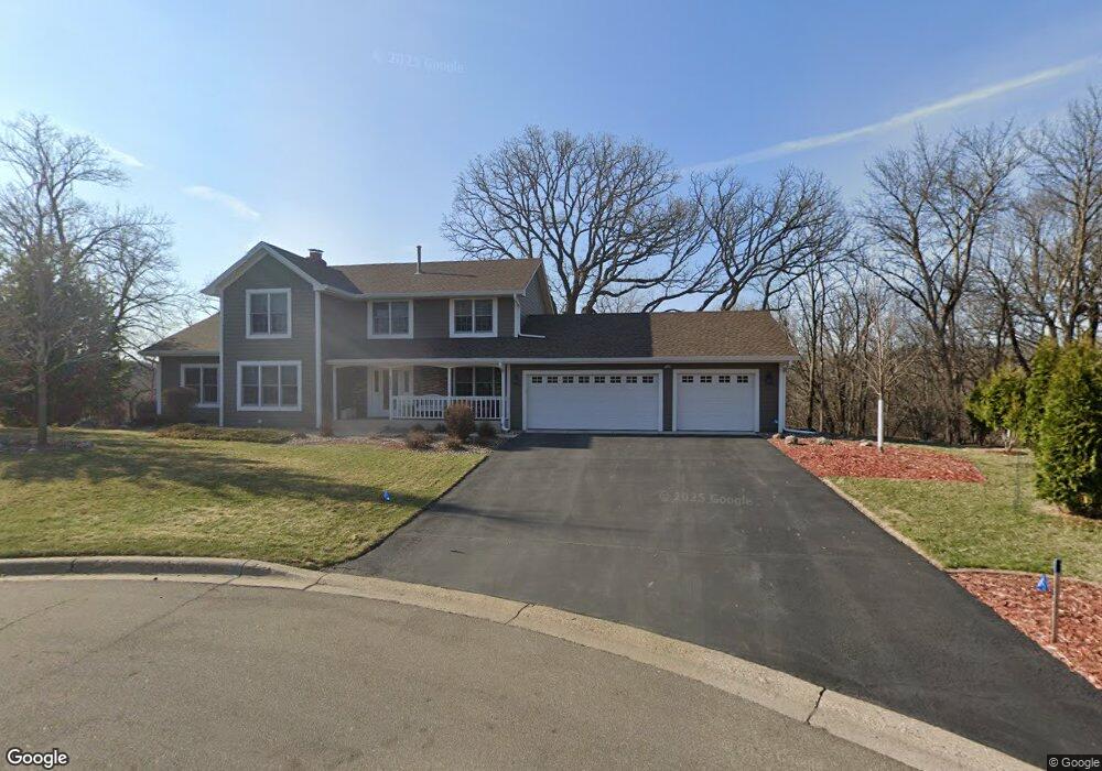 5900 Creek Point, Minnetonka, MN 55345 - photo 1