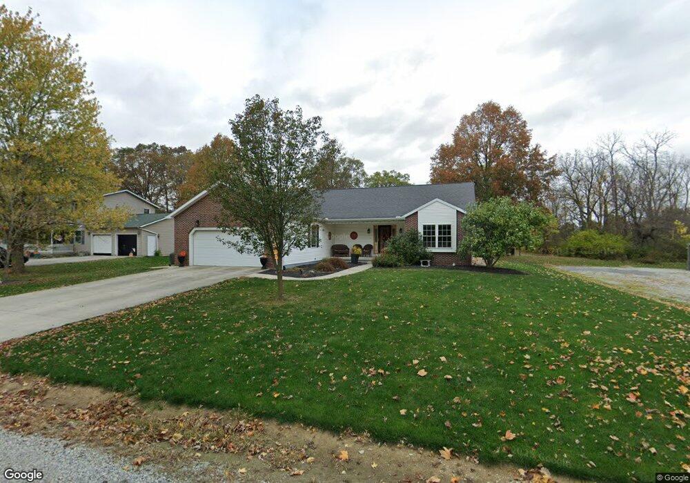 905 Wheeler Ln, Wapakoneta, OH 45895 - photo 1
