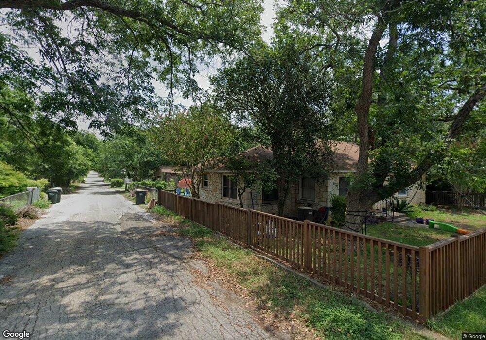 120 N Mitchell St, San Marcos, TX 78666 - photo 1